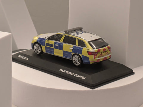 🇬🇧 Emergency Services Decal for Skoda Superb Combi (3rd Gen) Models